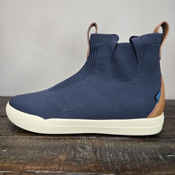 NEW Vessi Weekend Chelsea Mens Size 9 Waterproof Shoes Sea on Off White main image 11